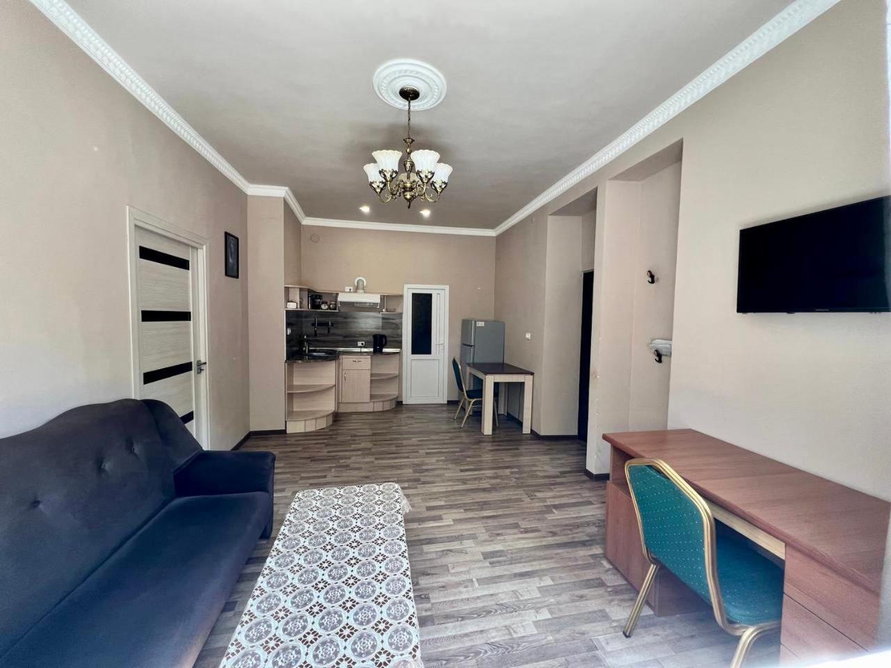 Guest House In אלוורדי מראה חיצוני תמונה
