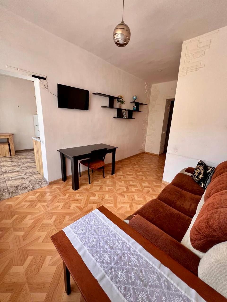 Guest House In אלוורדי מראה חיצוני תמונה